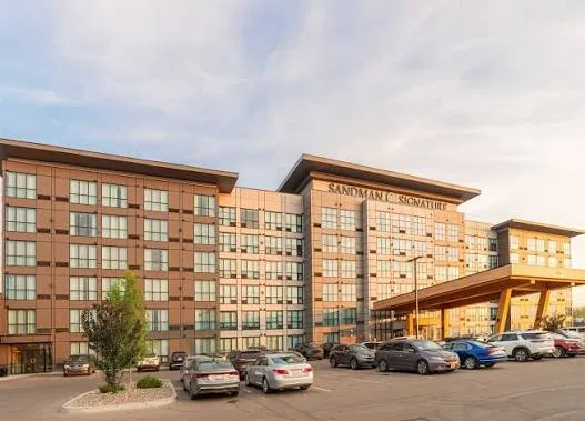 Sandman Signature Sherwood Park Hotel